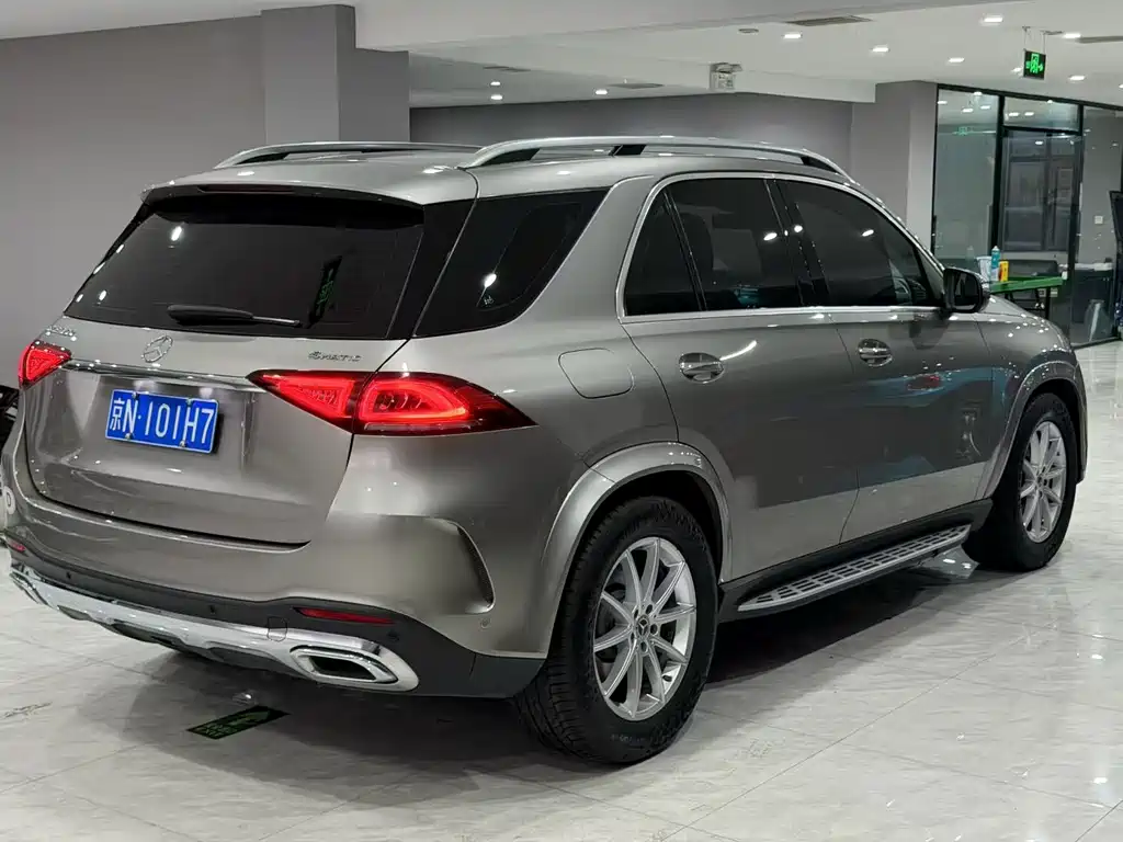 Mercedes-Benz GLE (Import) — миниатюра 3