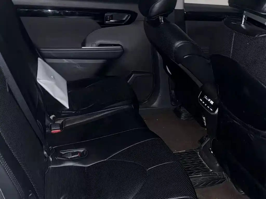 Toyota Highlander — миниатюра 13