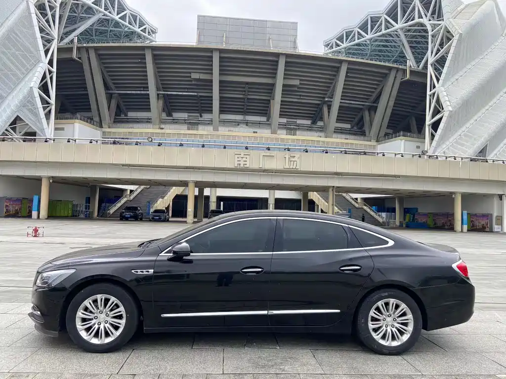 Buick LaCrosse — миниатюра 3