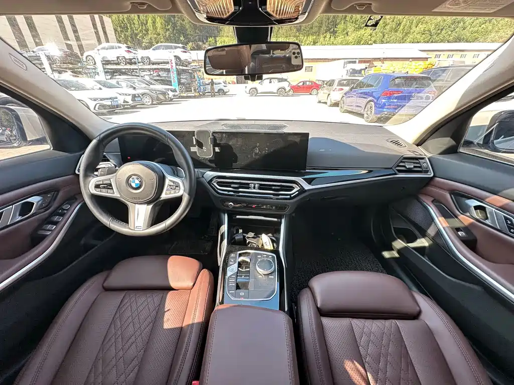 BMW 3 Series — миниатюра 12