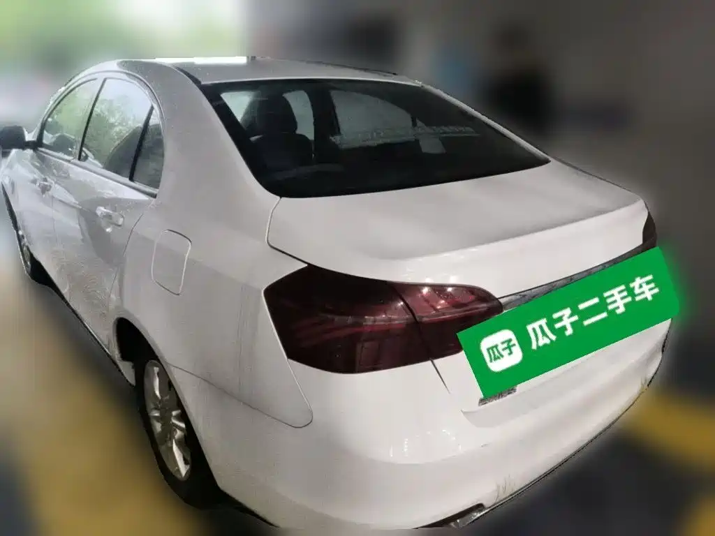 Geely Emgrand — миниатюра 25