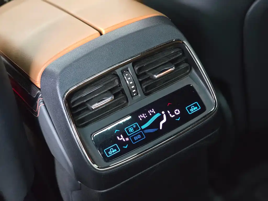 BYD Han — миниатюра 14