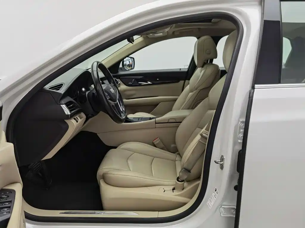 Cadillac CT6 — миниатюра 10