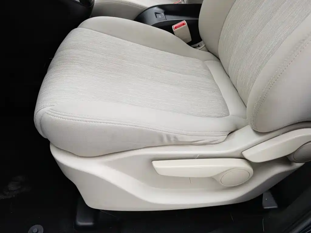 GAC Motor Trumpchi M6 — миниатюра 20