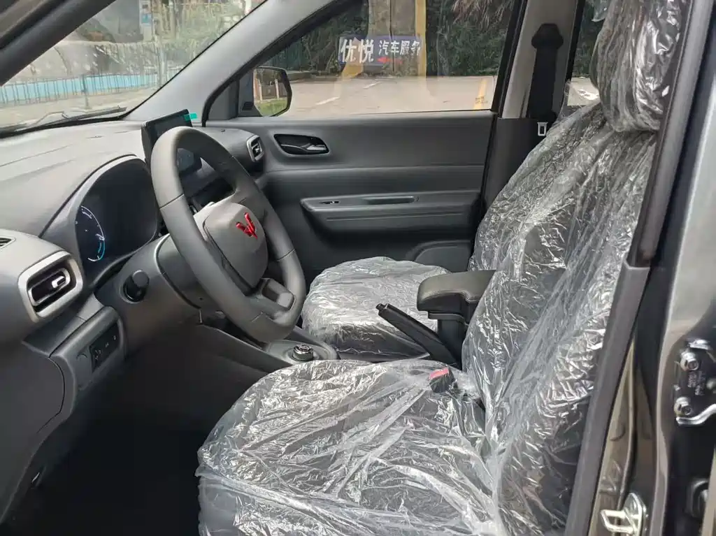 Wuling Hongguang EV — миниатюра 6