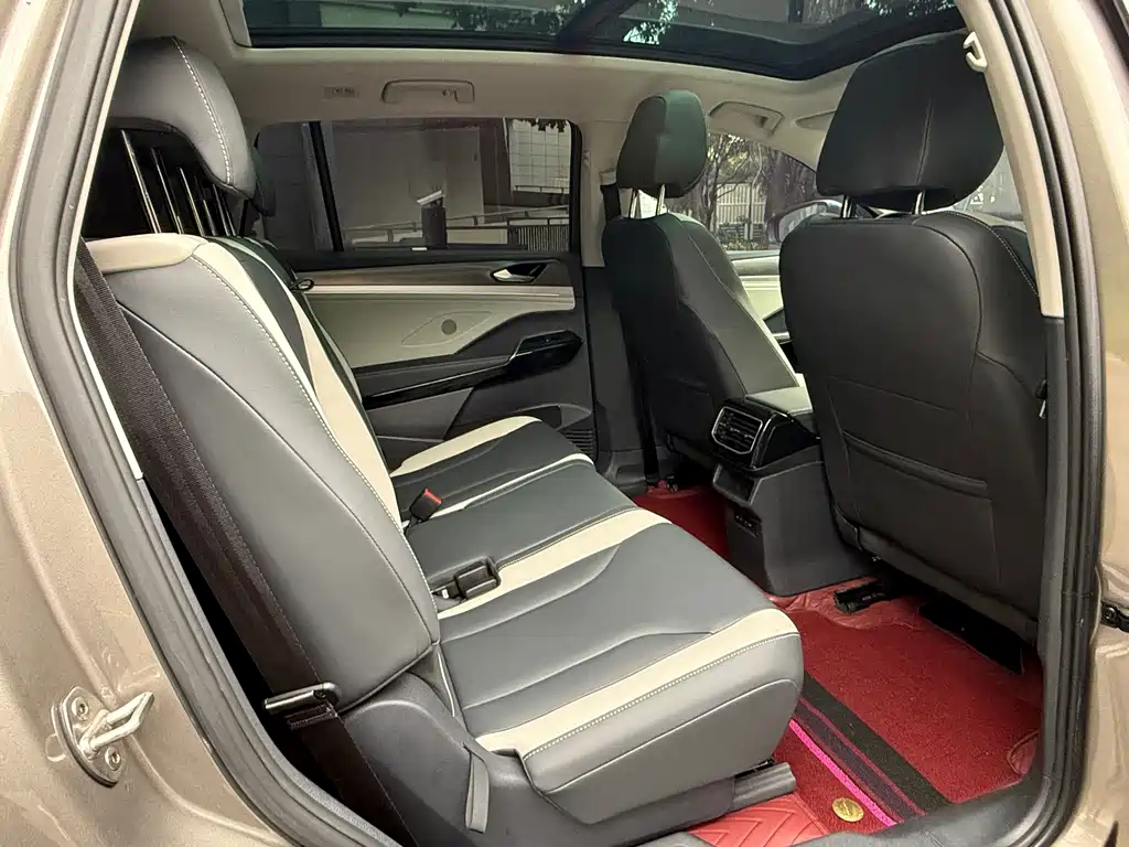 Volkswagen ID.6 Crozz — миниатюра 7