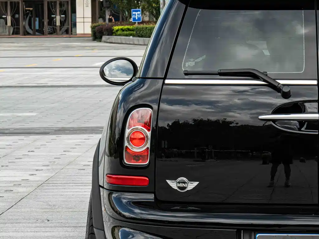 MINI Mini JCW Clubman — миниатюра 9