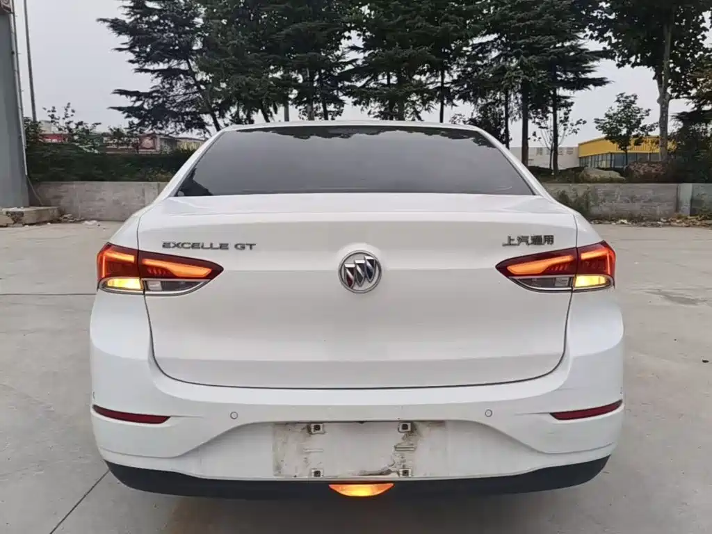 Buick Excelle — миниатюра 10