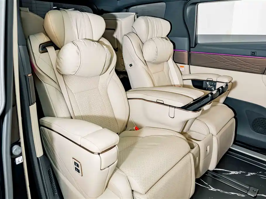 Toyota Vellfire — миниатюра 24