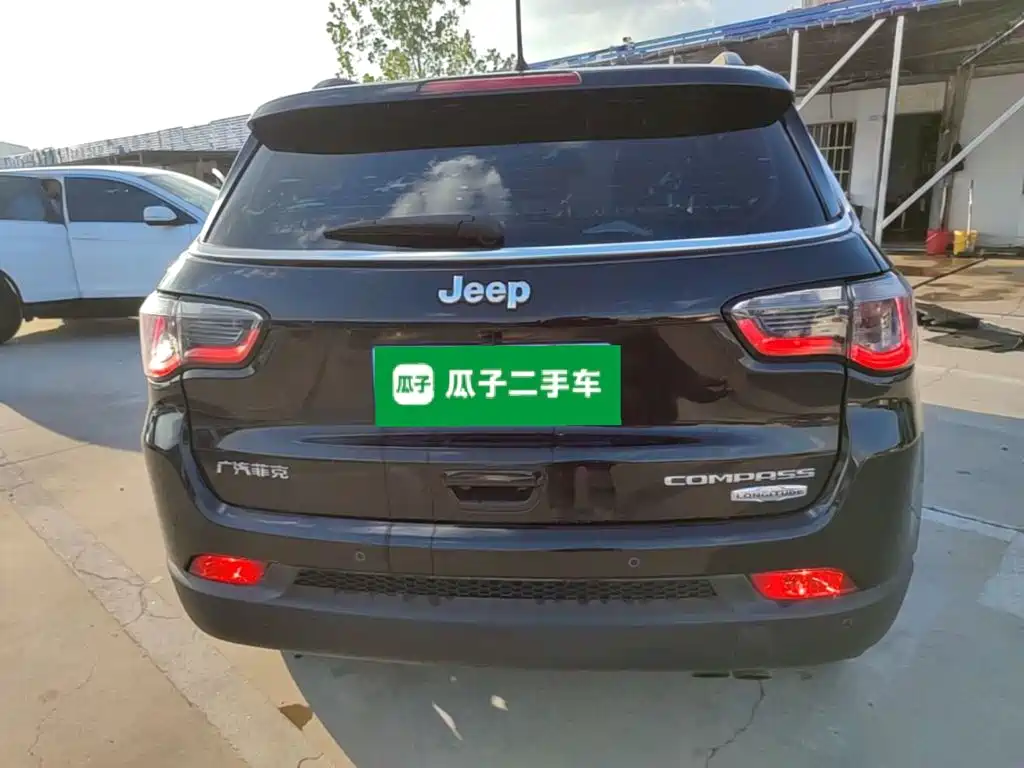 Jeep Compass — миниатюра 6