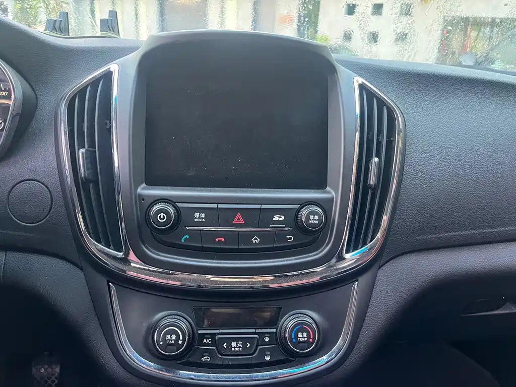 Baojun 560 — миниатюра 19