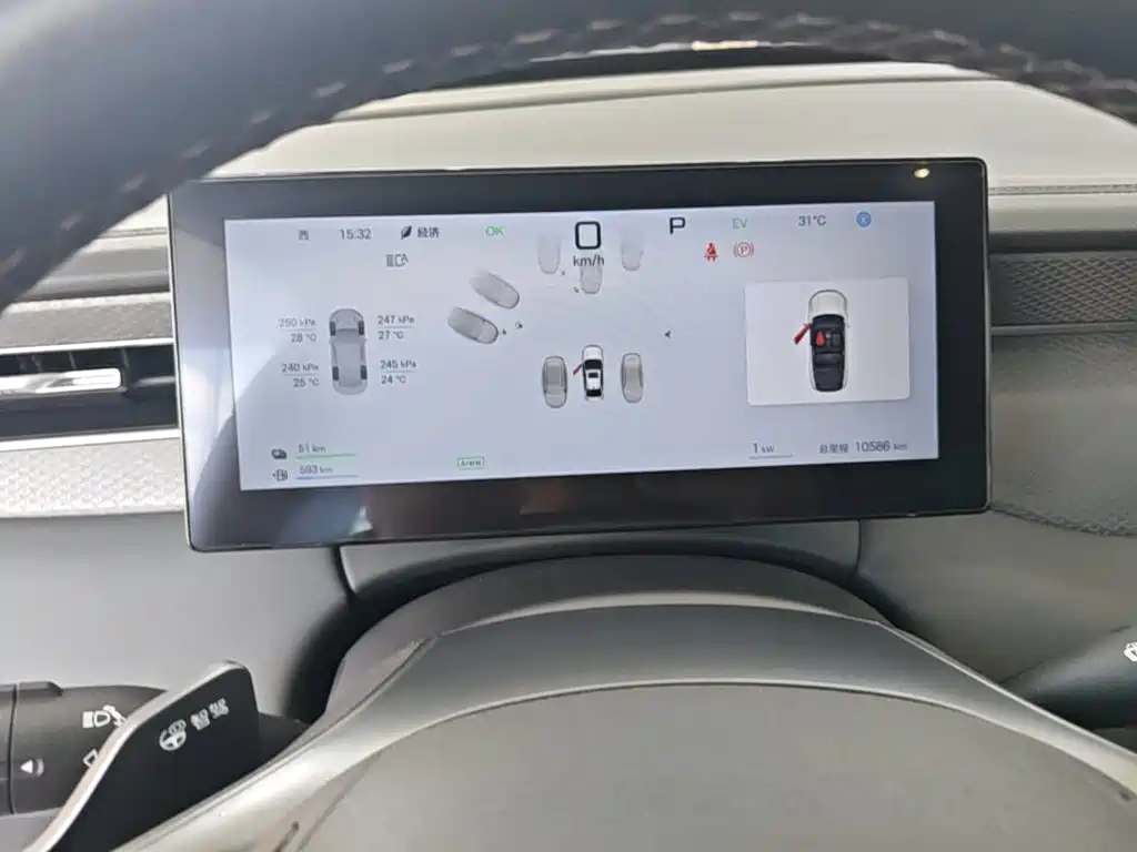 BYD Qin PLUS — миниатюра 12