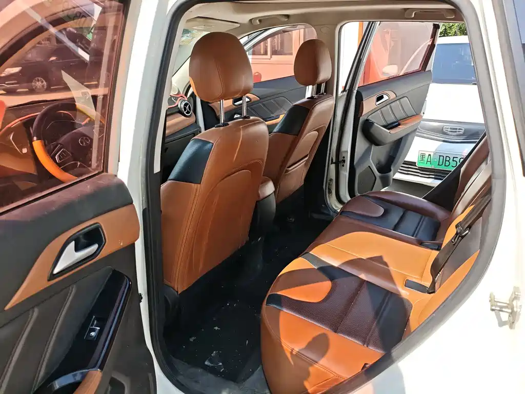 BAIC Senova X35 — миниатюра 12