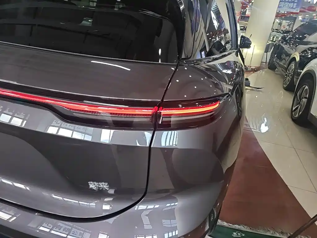 NIO ES6 — миниатюра 8