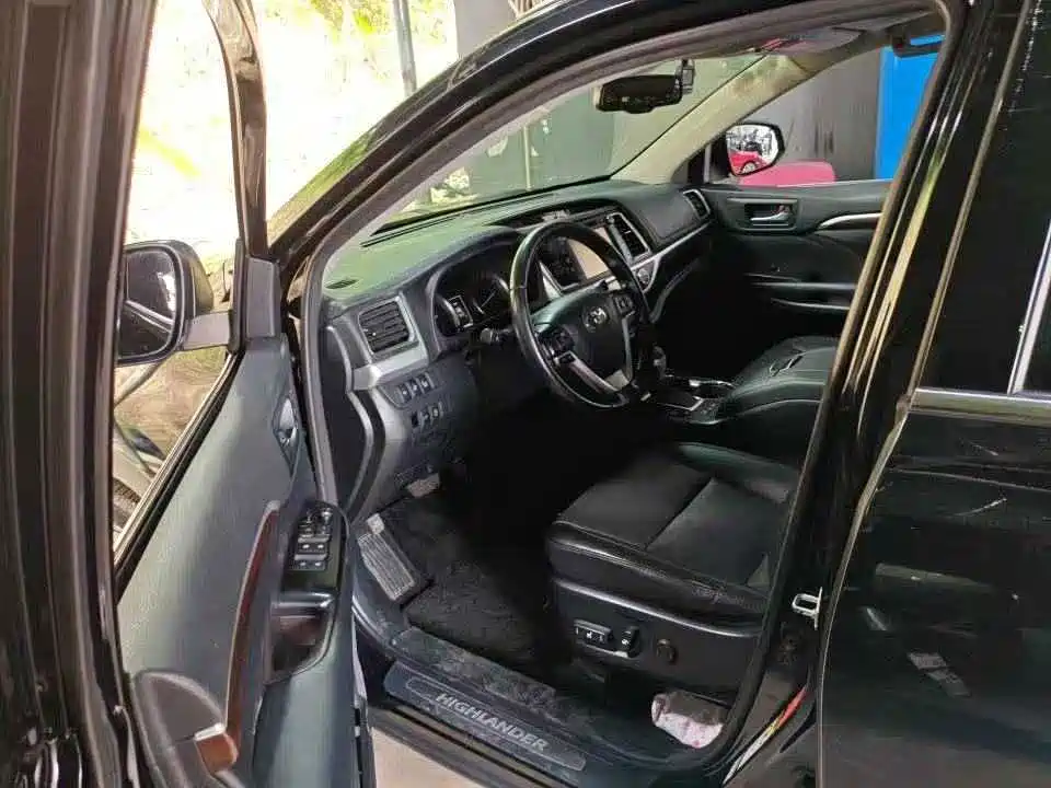 Toyota Highlander — миниатюра 2