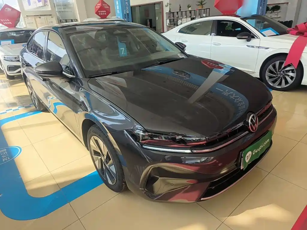Volkswagen Sagitar — миниатюра 4