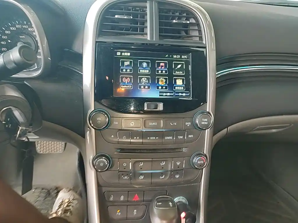 Chevrolet Malibu — миниатюра 13
