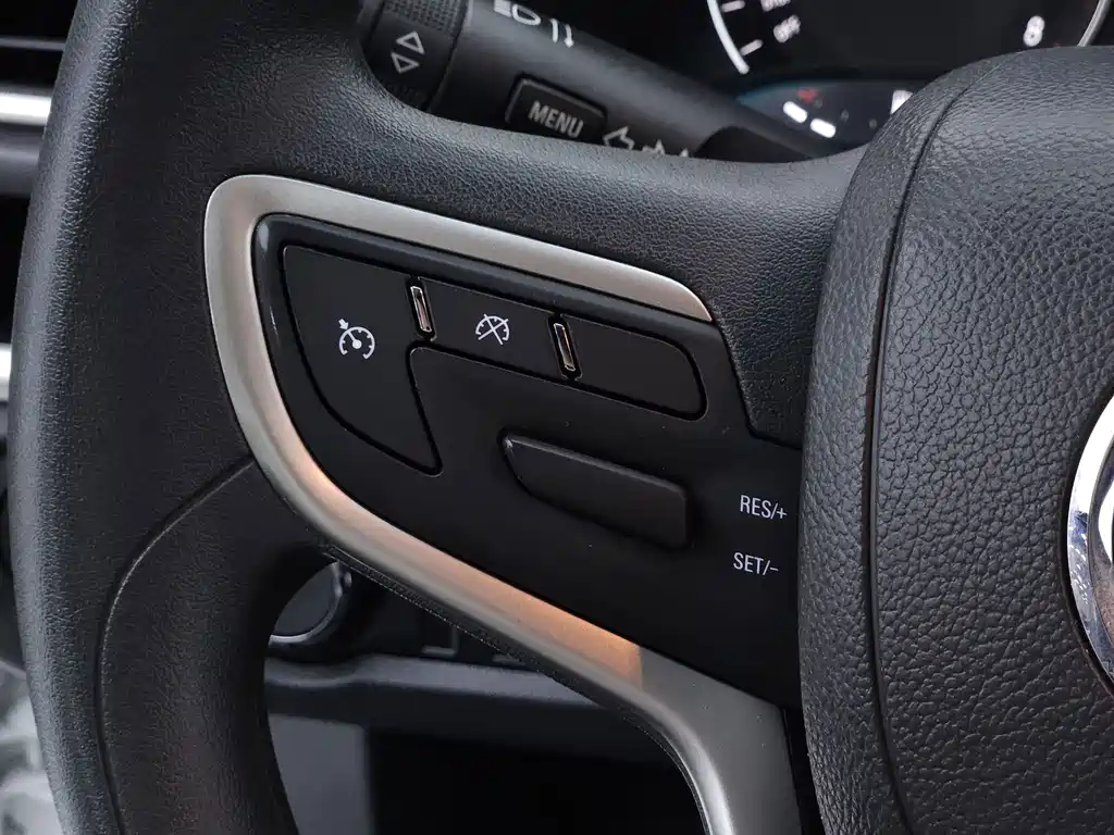 Buick Excelle — миниатюра 16