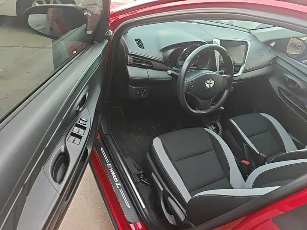 Toyota Yaris L — миниатюра 16