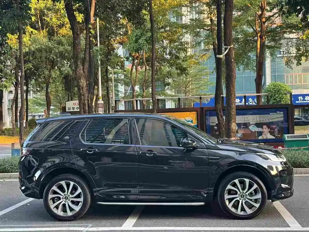 Land Rover Discovery Sport — миниатюра 4