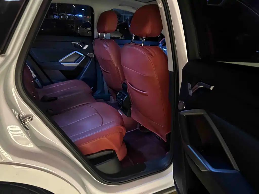 Audi Q3 2023 35 TFSI Fashion (1.4T)