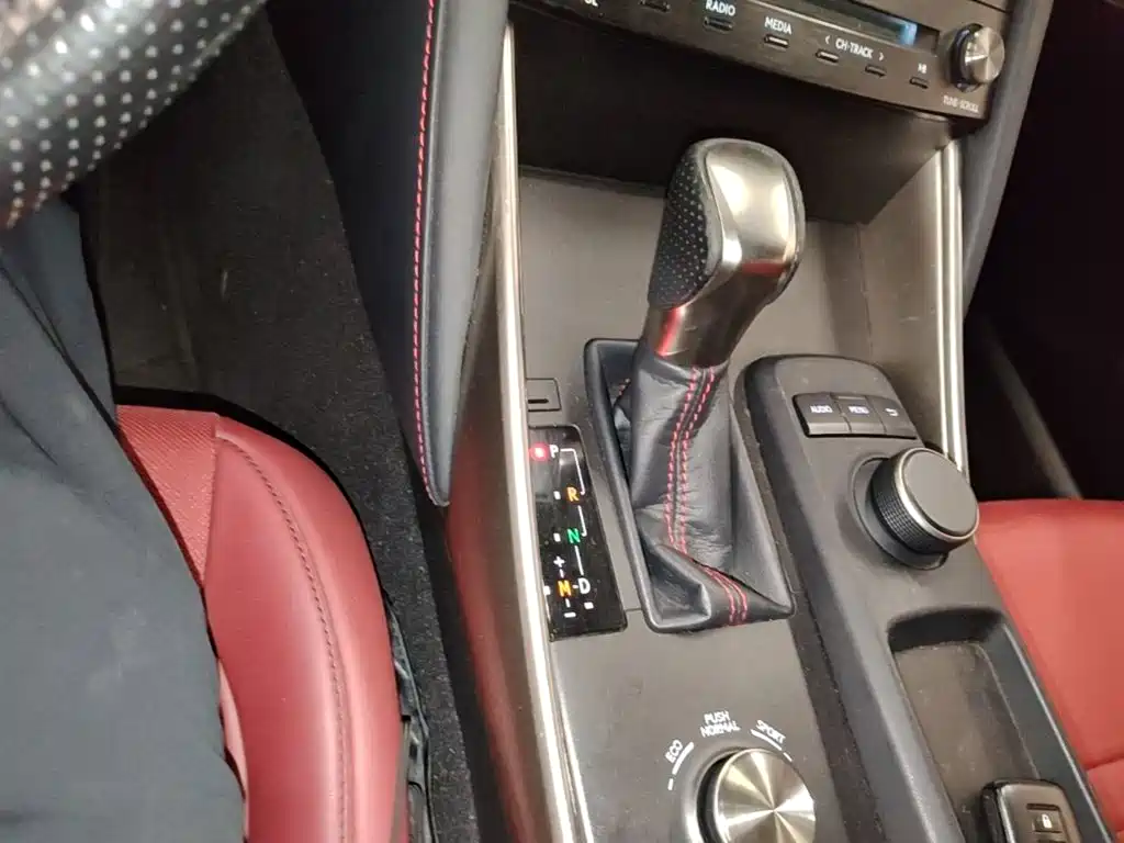 Lexus IS — миниатюра 14