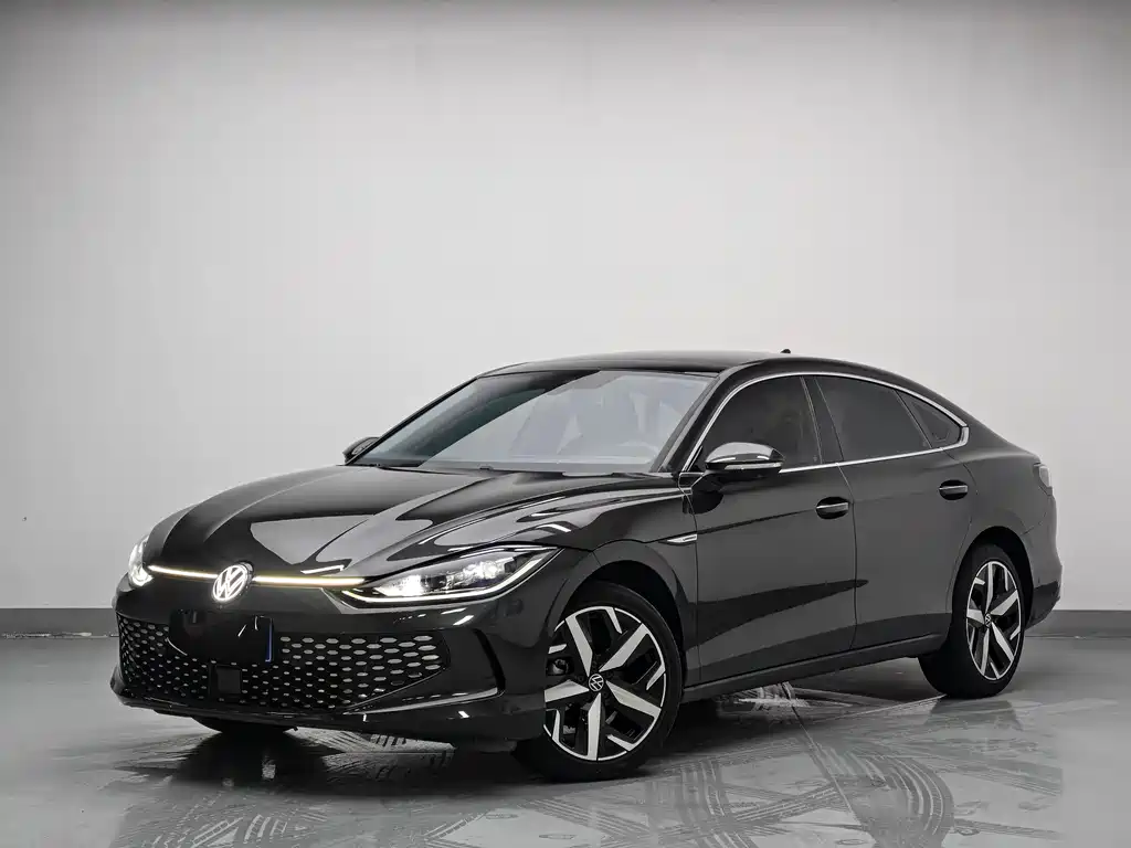 Купить Volkswagen Lamando