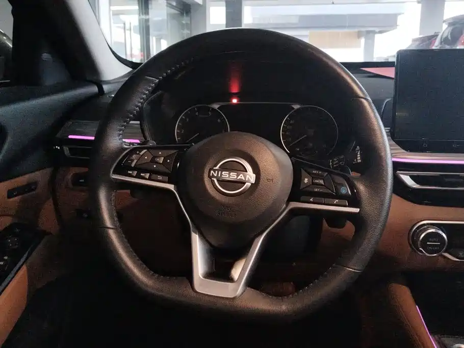 Nissan Teana — миниатюра 15