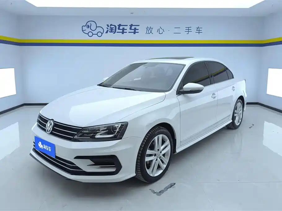 Volkswagen Sagitar 2018