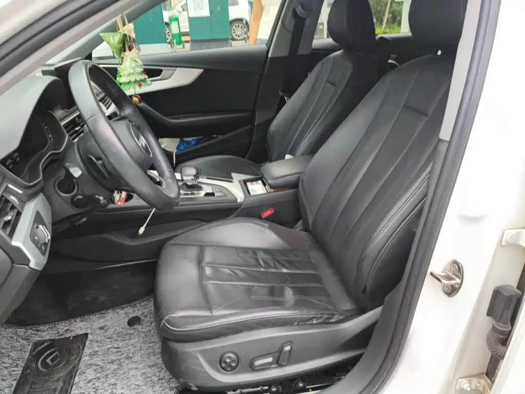 Audi A4L — миниатюра 12