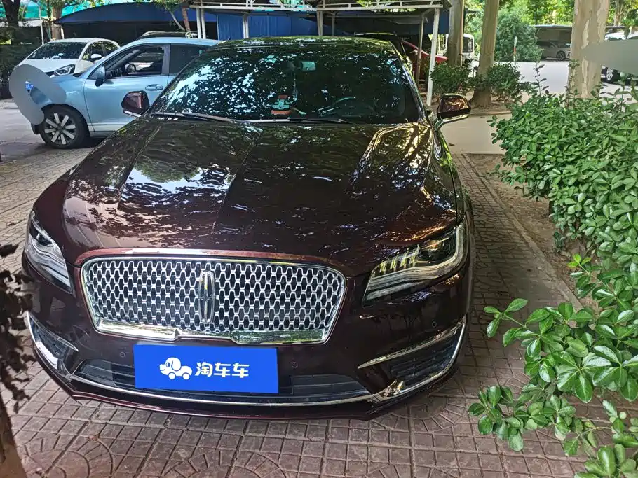 Lincoln MKZ — миниатюра 2