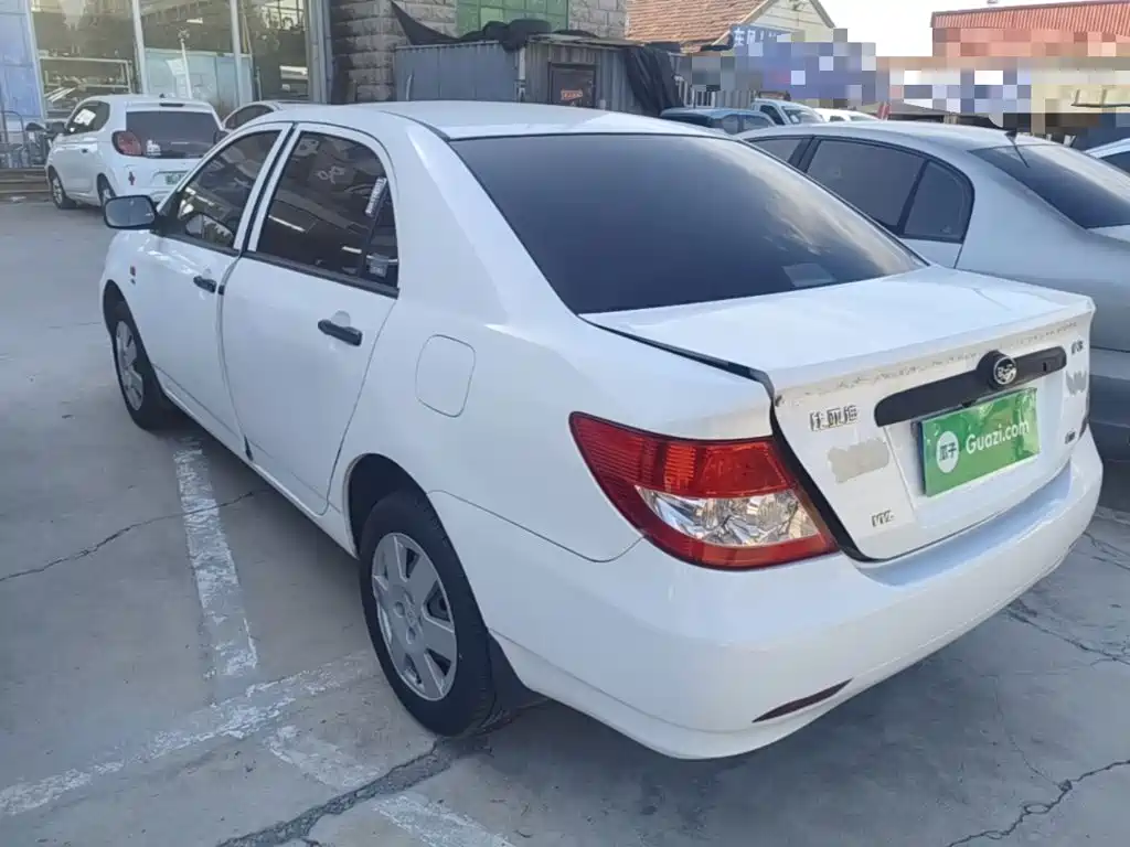 BYD F3 — миниатюра 5