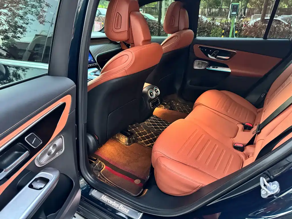 Mercedes-Benz GLC — миниатюра 9