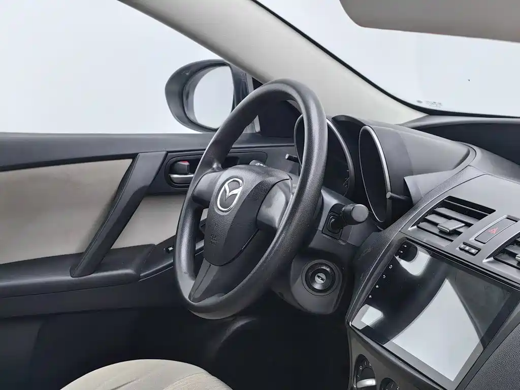 Mazda 3 Xingcheng — миниатюра 22