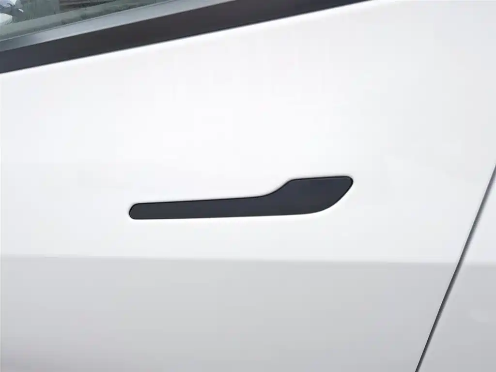 Tesla Model Y — фотографии объявления, Фото 18
