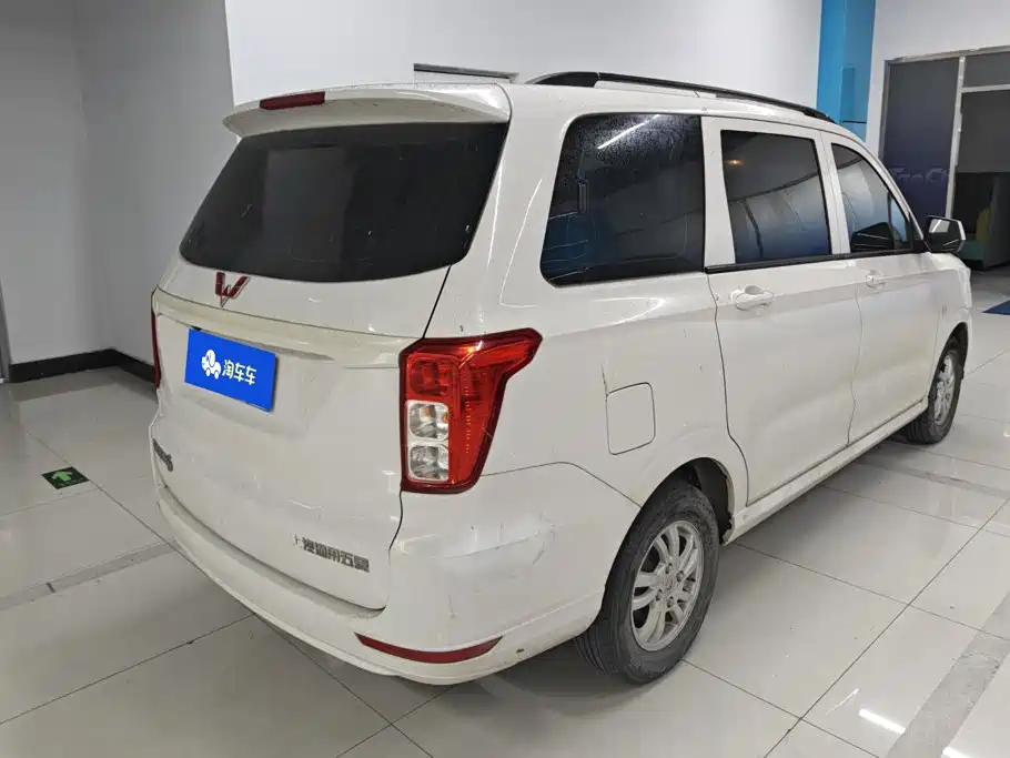 Wuling Hongguang — миниатюра 3