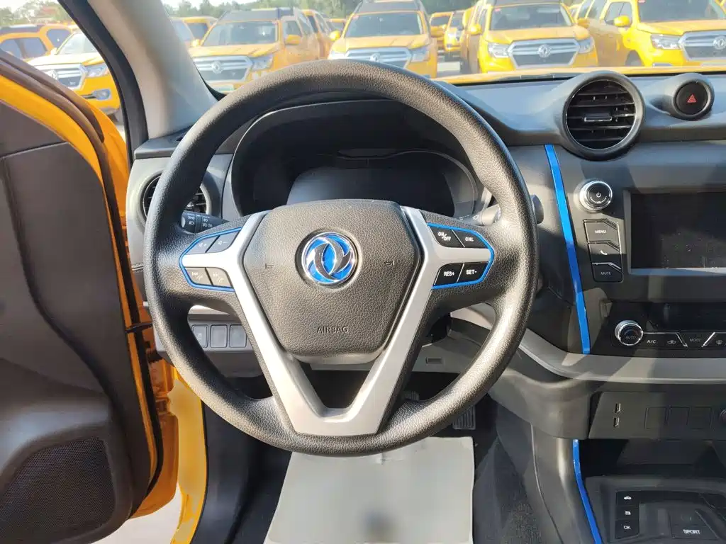 Dongfeng Rich 6 New Energy — миниатюра 11
