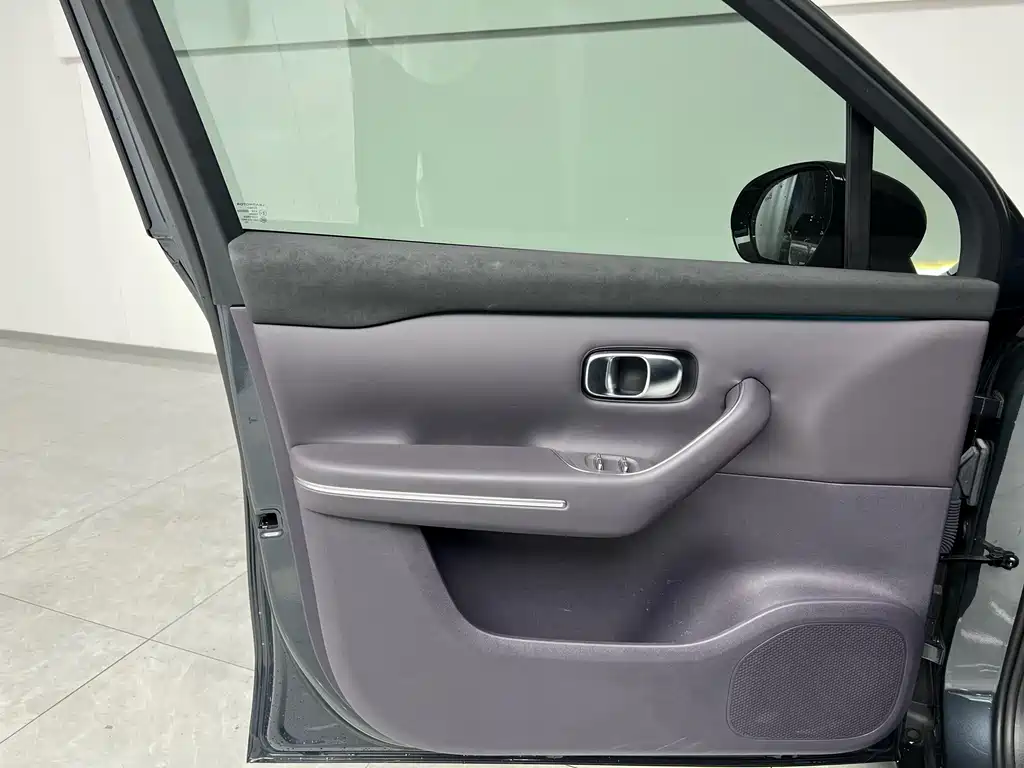 Leapmotor Leapmotor C10 — миниатюра 11
