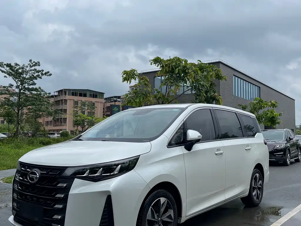 Купить GAC Motor Trumpchi M6