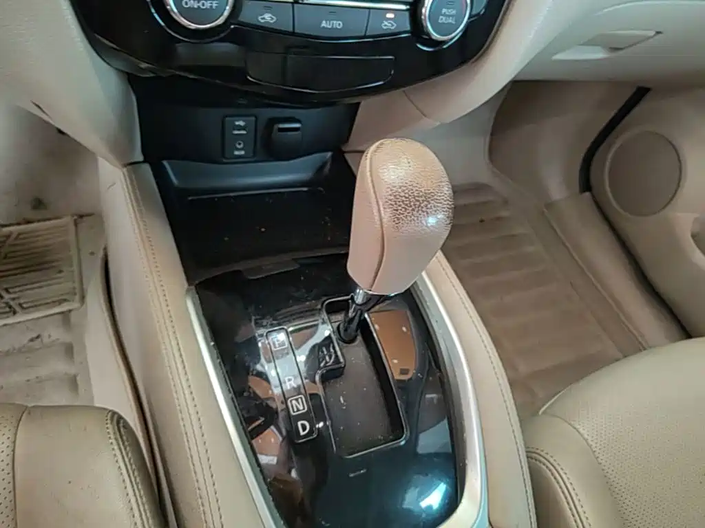Nissan X-Trail — миниатюра 21