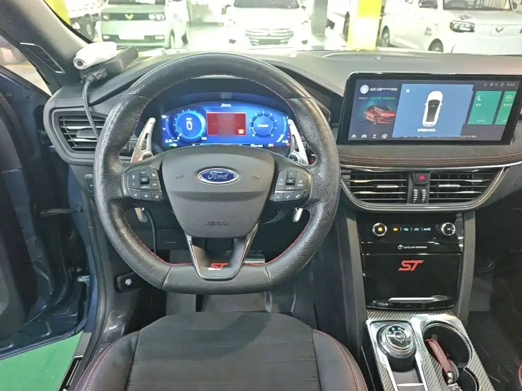 Ford Escape — миниатюра 11