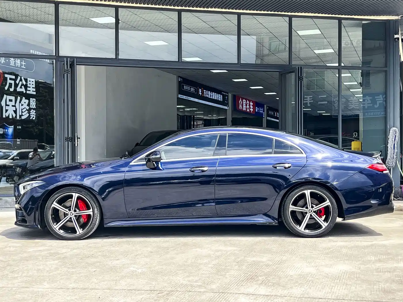 Mercedes-Benz CLS