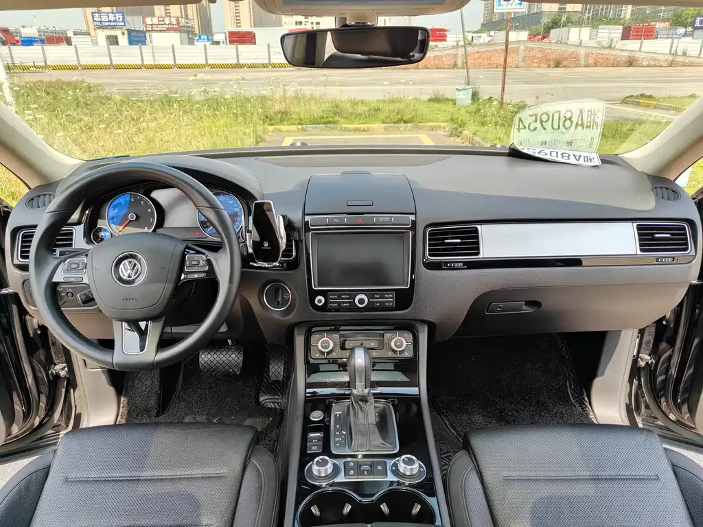 Volkswagen Touareg 2017 3.0TSI