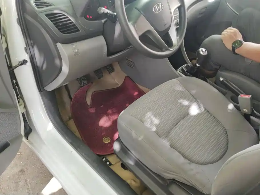 Hyundai Verna — миниатюра 9