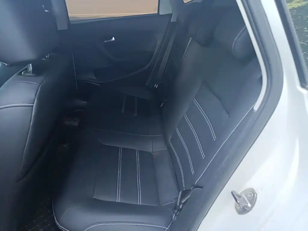 Volkswagen Polo — миниатюра 17