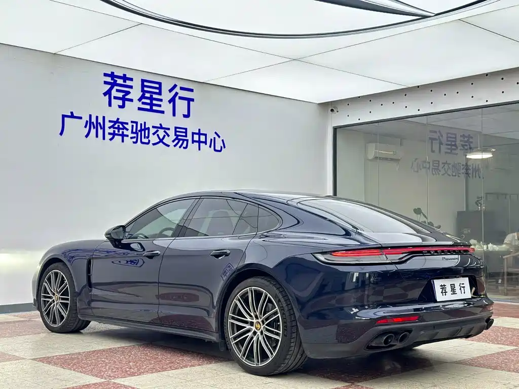 Porsche Panamera — миниатюра 6