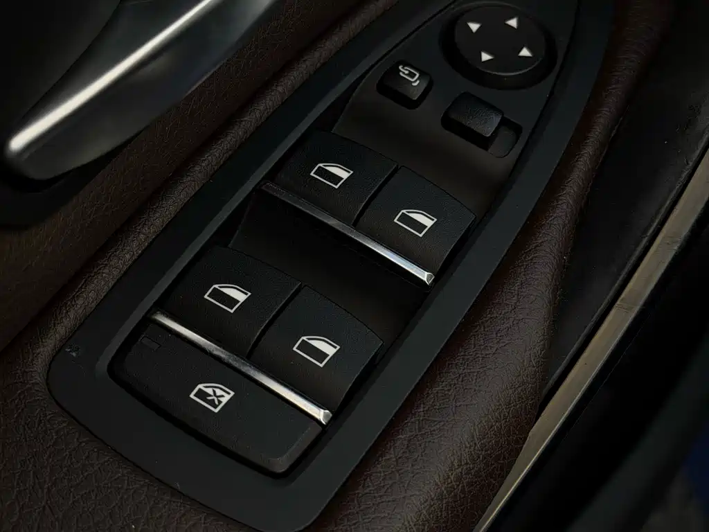 BMW 3 Series — миниатюра 22