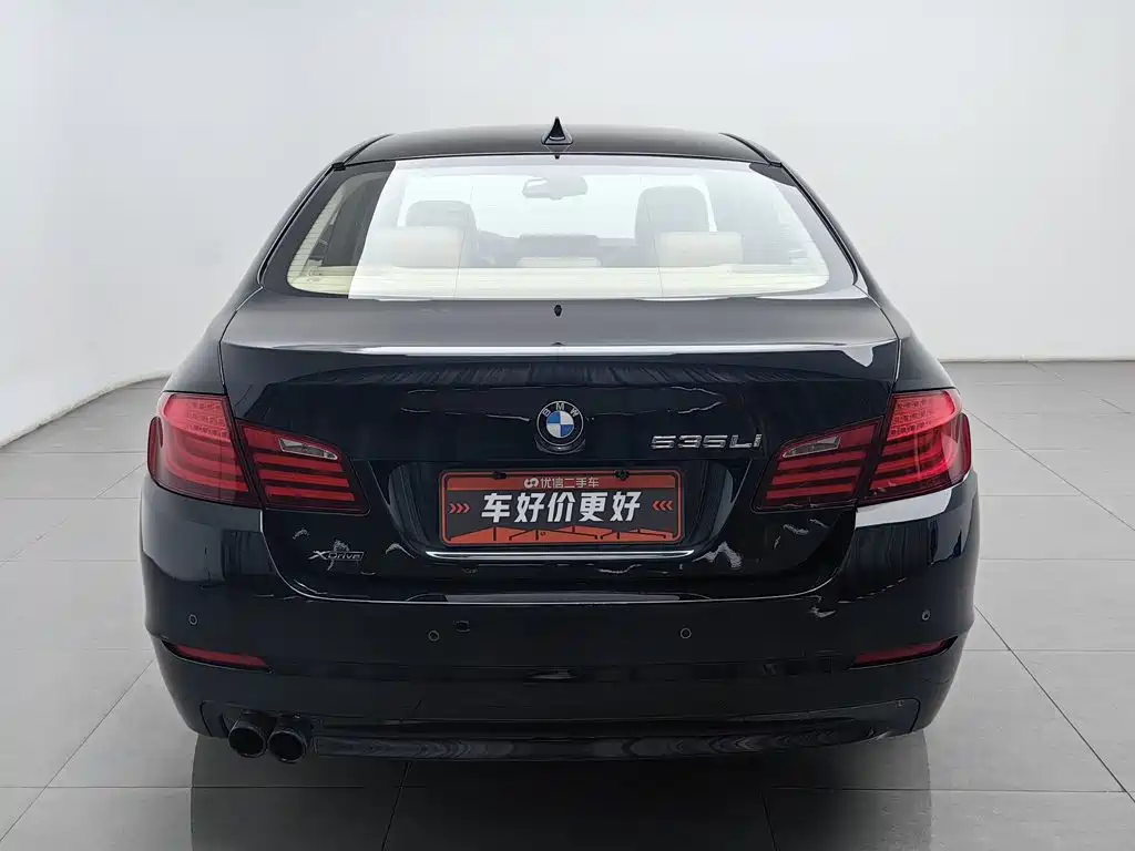 BMW 5 Series — миниатюра 4