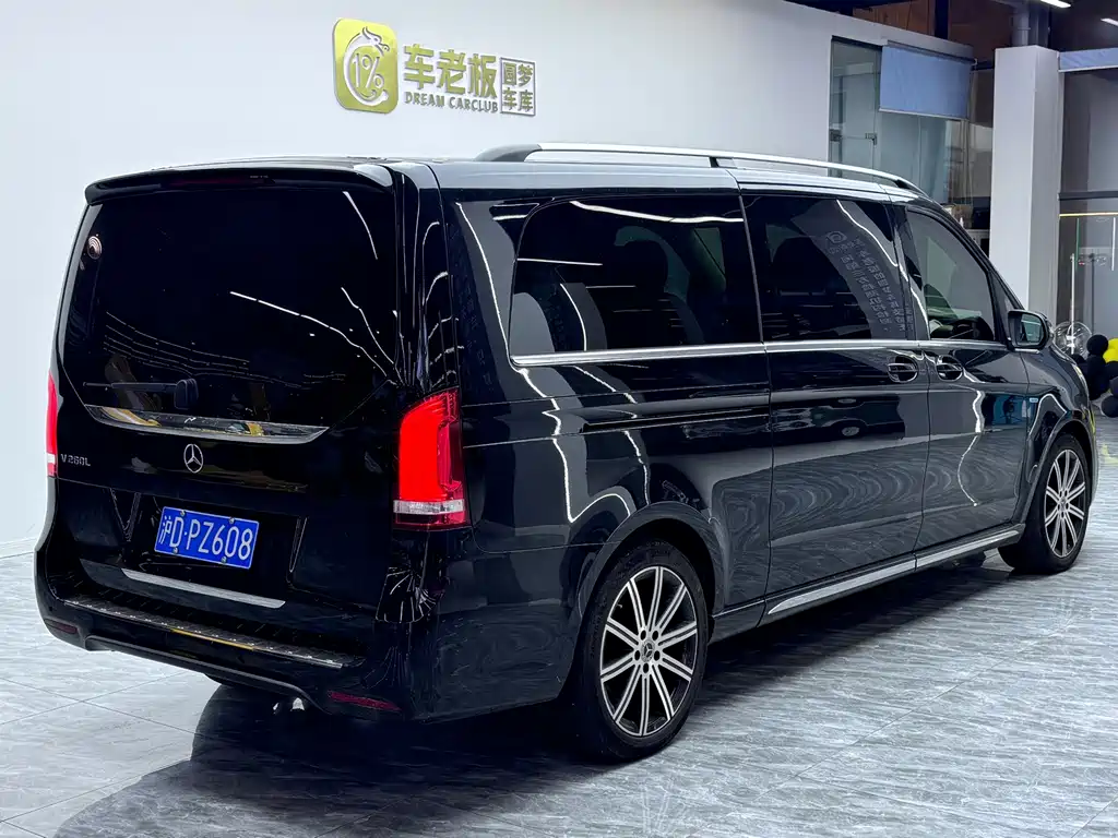Mercedes-Benz V-Class — миниатюра 3