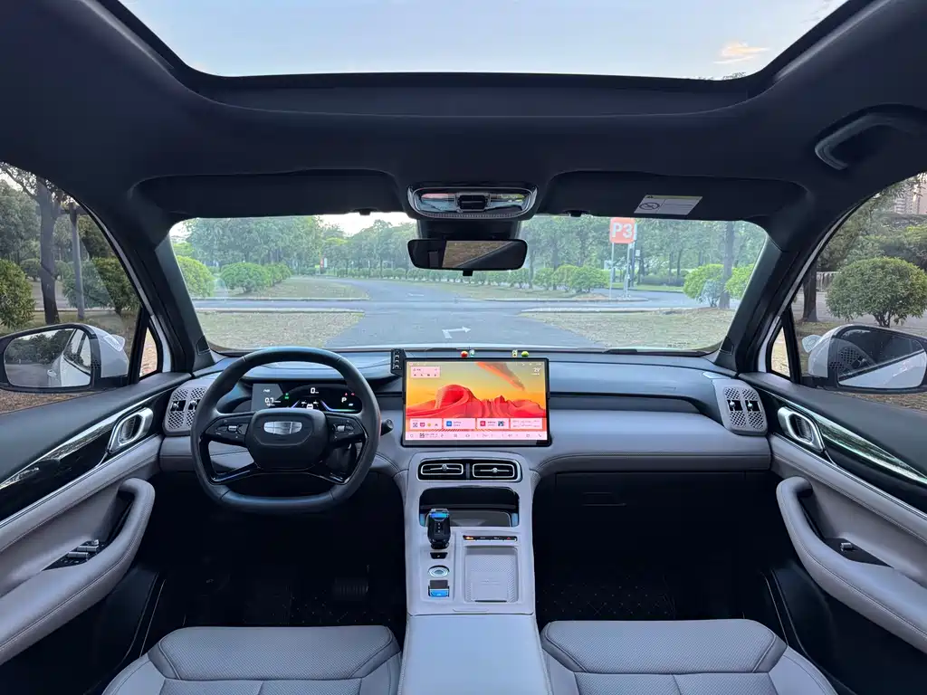 Geely Boyue L — миниатюра 14